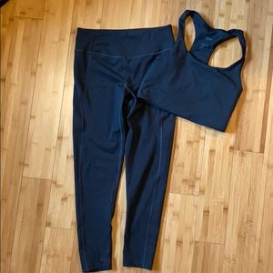 Girlfriend collective  tights and top